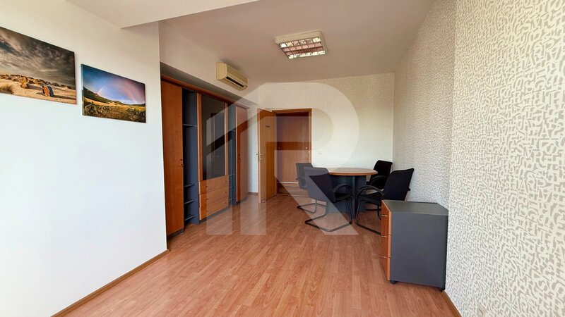 Ion Mihalache Spatiu birouri zona Mihalache - Turda in imobil mixt, 4 camere, 155 mp, 8 eur/mp
